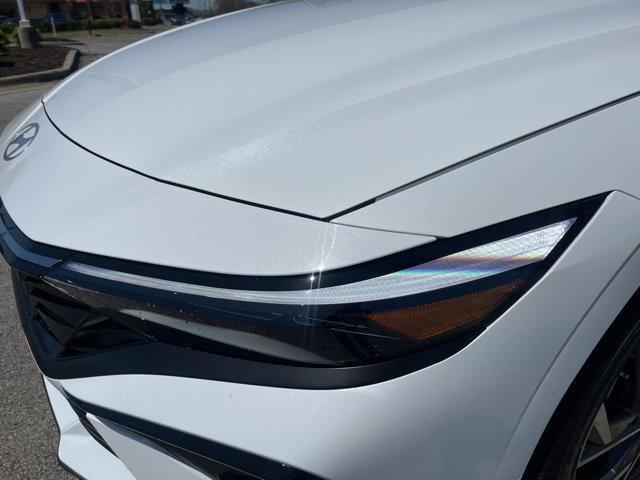 new 2025 Hyundai Elantra car, priced at $31,132