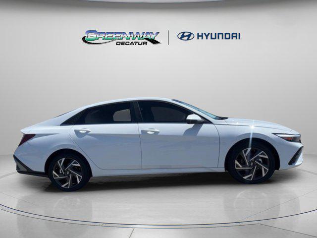 new 2025 Hyundai Elantra car, priced at $31,132