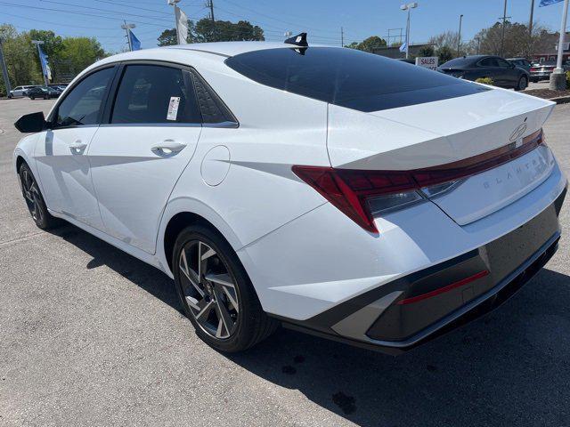 new 2025 Hyundai Elantra car, priced at $31,132