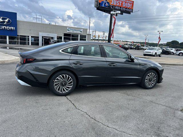 new 2024 Hyundai Sonata Hybrid car, priced at $29,548