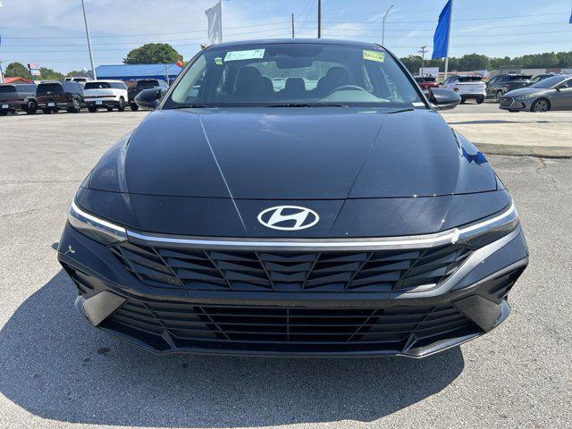 new 2024 Hyundai Elantra car, priced at $24,298