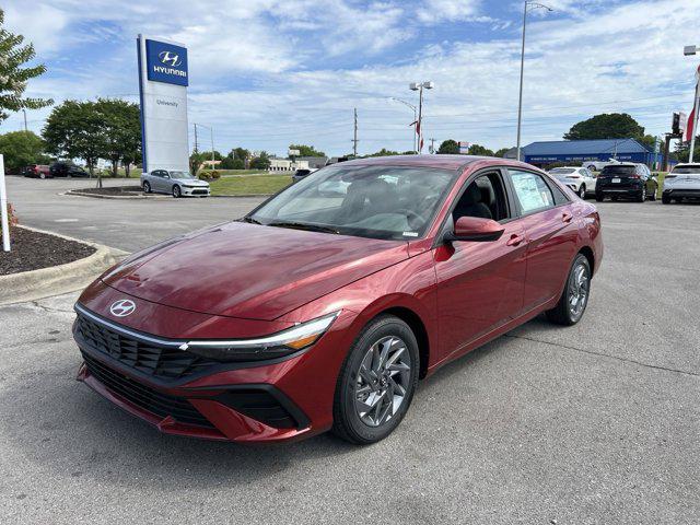 new 2024 Hyundai Elantra car, priced at $23,432