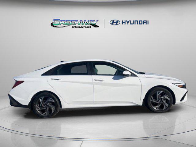 new 2025 Hyundai Elantra car, priced at $30,997