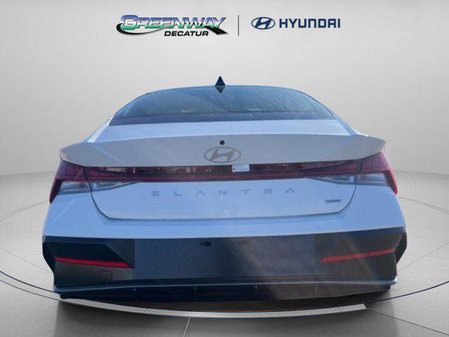 new 2025 Hyundai Elantra car, priced at $30,997