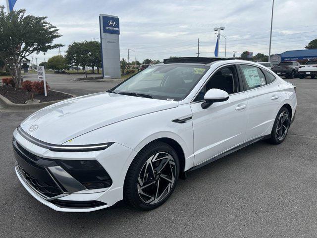 new 2024 Hyundai Sonata car, priced at $30,246