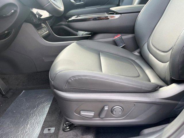 new 2025 Hyundai TUCSON Hybrid car, priced at $37,342