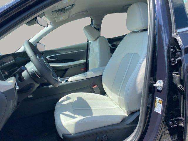 new 2025 Hyundai Sonata Hybrid car, priced at $33,085