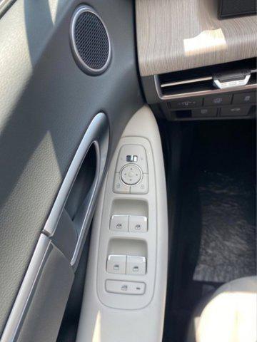 new 2025 Hyundai Sonata Hybrid car, priced at $33,085
