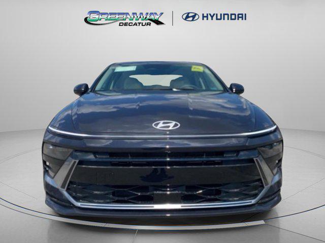 new 2025 Hyundai Sonata Hybrid car, priced at $33,085
