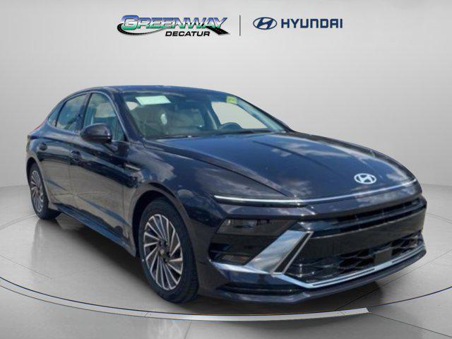 new 2025 Hyundai Sonata Hybrid car, priced at $33,085