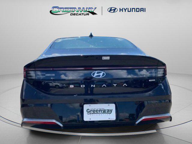 new 2025 Hyundai Sonata Hybrid car, priced at $33,085