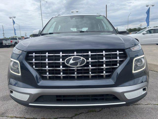 used 2022 Hyundai Venue car, priced at $19,990