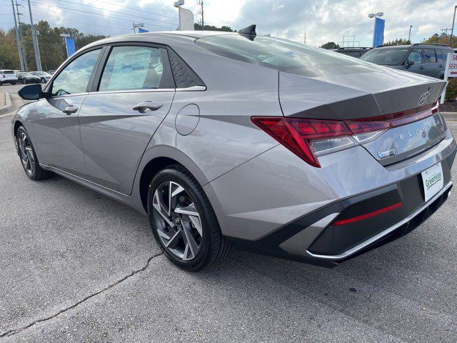 new 2025 Hyundai Elantra car, priced at $26,229