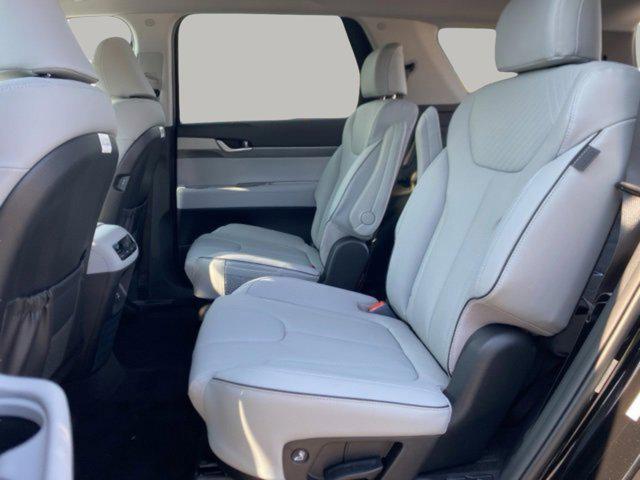 new 2025 Hyundai Palisade car, priced at $40,477