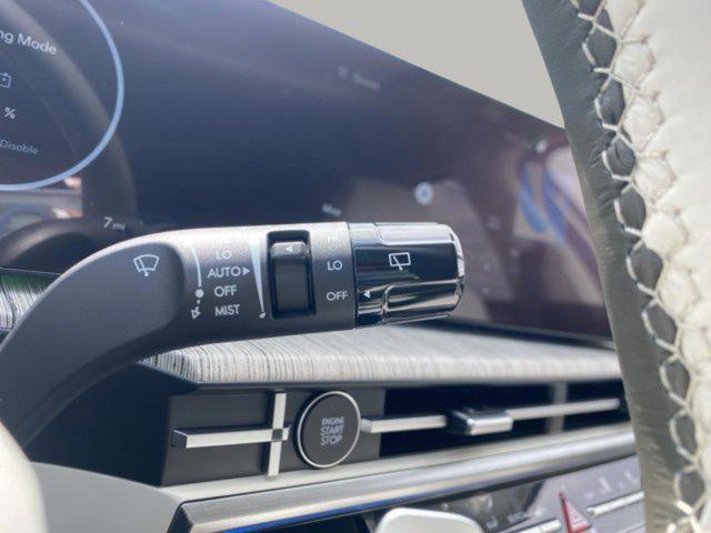 new 2025 Hyundai SANTA FE HEV car, priced at $49,036