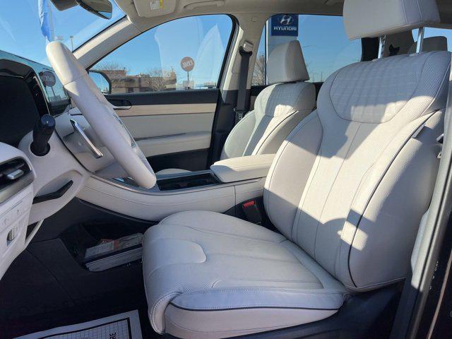 used 2024 Hyundai Palisade car, priced at $41,902