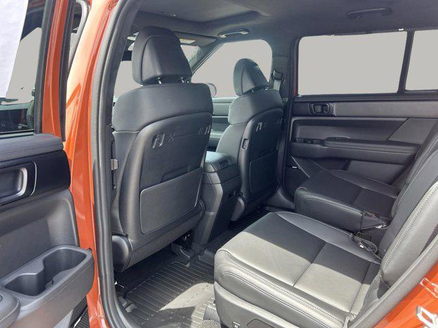 new 2024 Hyundai Santa Fe car, priced at $45,290