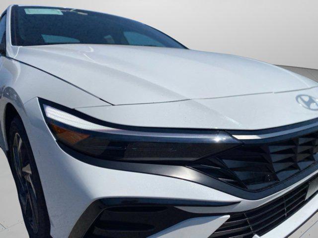 new 2025 Hyundai ELANTRA HEV car, priced at $32,155
