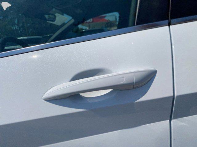 new 2025 Hyundai ELANTRA HEV car, priced at $32,155