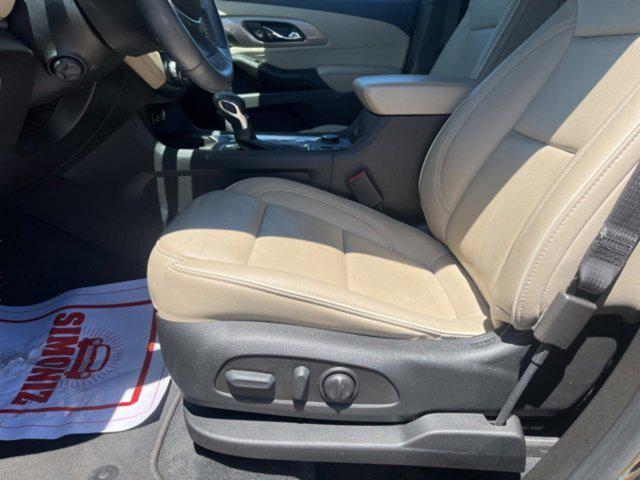 used 2023 Chevrolet Traverse car, priced at $37,193