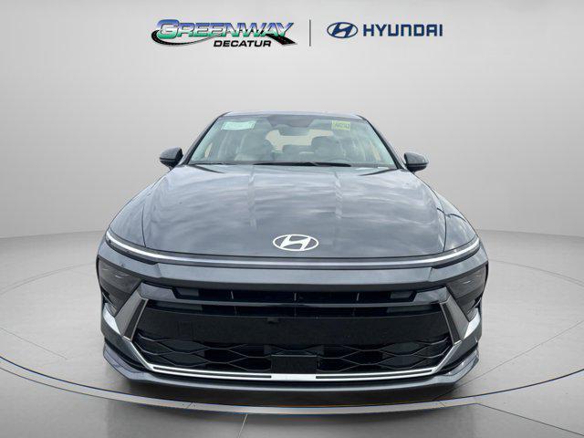 new 2025 Hyundai Sonata Hybrid car, priced at $31,722