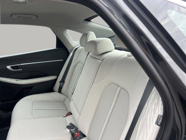 new 2025 Hyundai Sonata Hybrid car, priced at $31,722