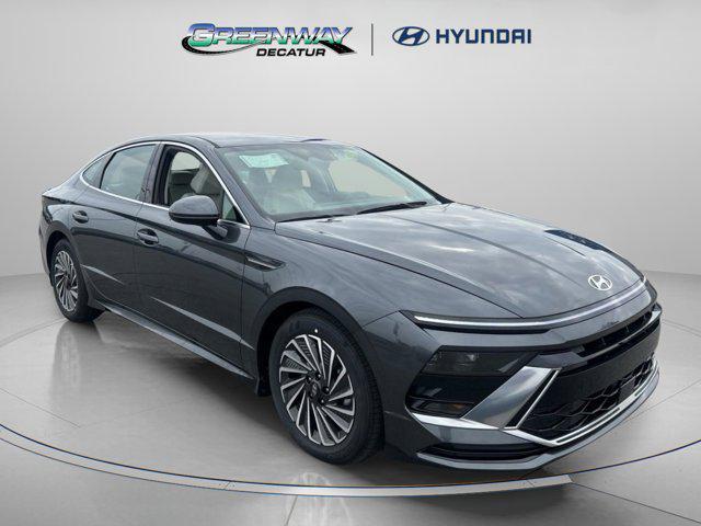 new 2025 Hyundai Sonata Hybrid car, priced at $31,722