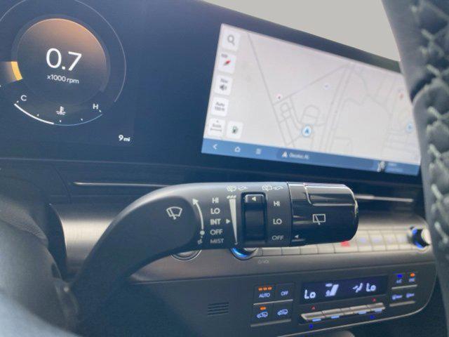new 2025 Hyundai Kona car, priced at $28,318
