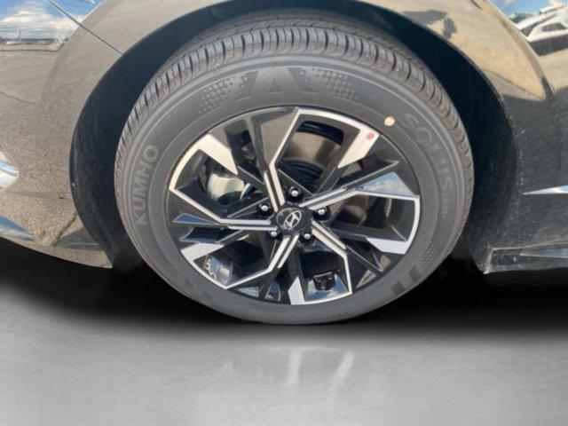new 2025 Hyundai Sonata car, priced at $28,654