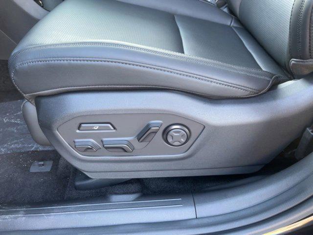 new 2025 Hyundai SANTA FE HEV car, priced at $50,373