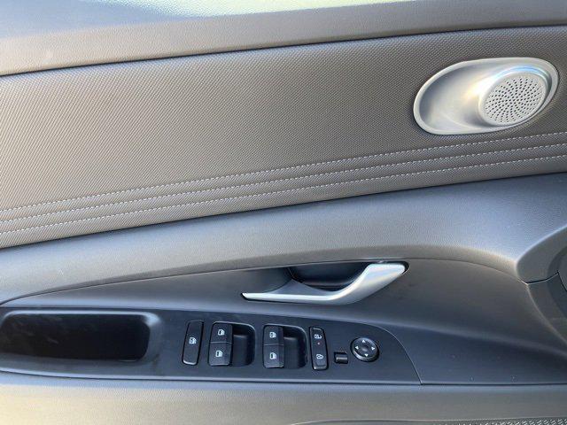new 2025 Hyundai Elantra car, priced at $25,633