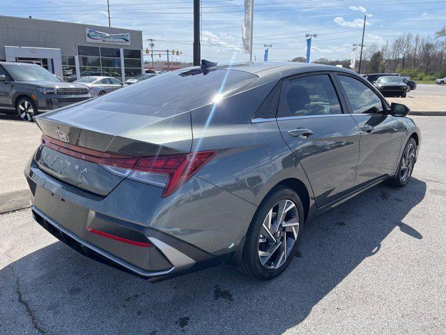 new 2025 Hyundai Elantra car, priced at $25,633