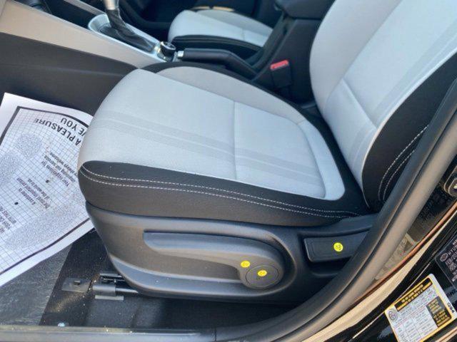 new 2025 Hyundai Venue car, priced at $23,670