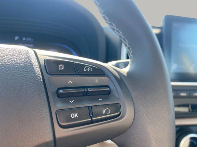 new 2025 Hyundai Venue car, priced at $23,670