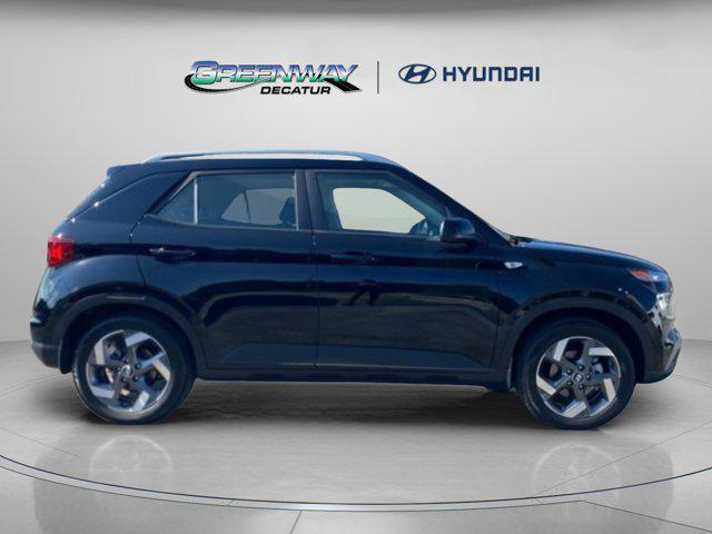 new 2025 Hyundai Venue car, priced at $23,670