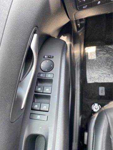 new 2025 Hyundai TUCSON Hybrid car, priced at $39,590
