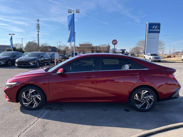 new 2025 Hyundai Elantra car, priced at $28,900