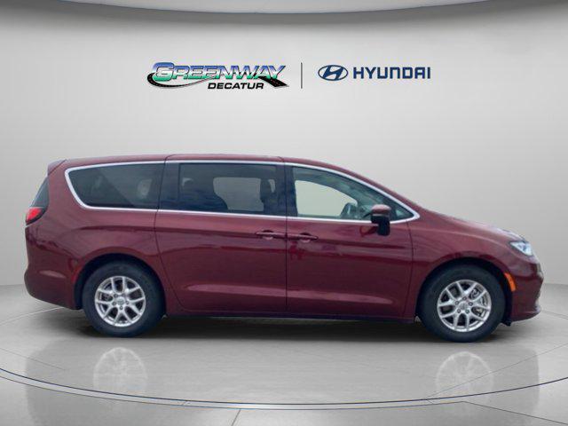 used 2023 Chrysler Pacifica car, priced at $23,963