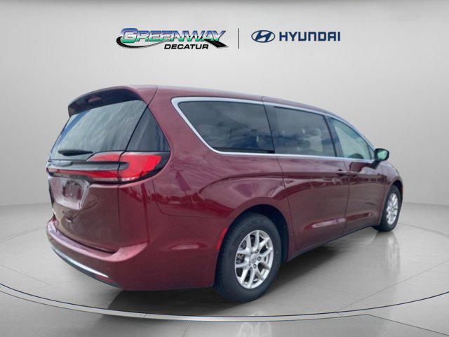 used 2023 Chrysler Pacifica car, priced at $23,963