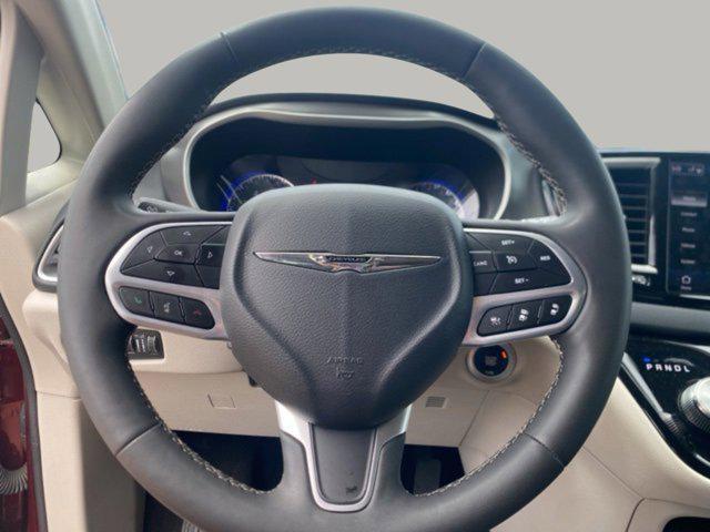used 2023 Chrysler Pacifica car, priced at $23,963
