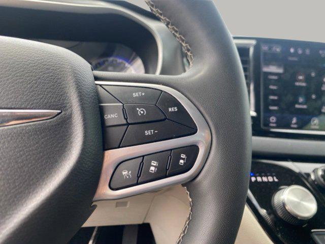 used 2023 Chrysler Pacifica car, priced at $23,963
