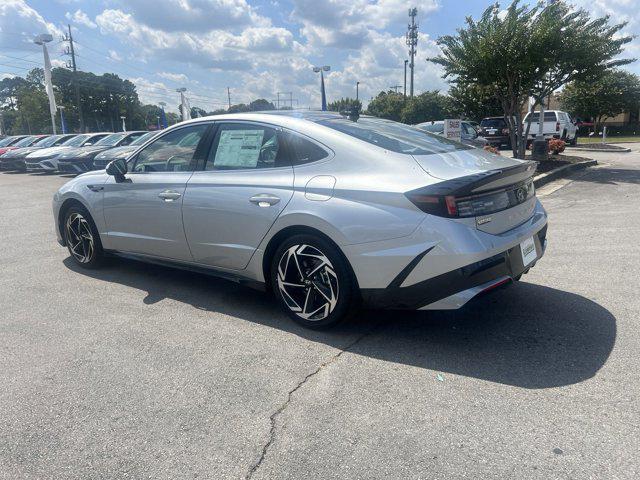 new 2024 Hyundai Sonata car, priced at $30,690