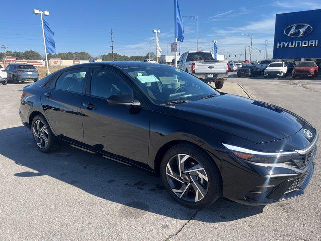 new 2025 Hyundai Elantra car, priced at $23,767