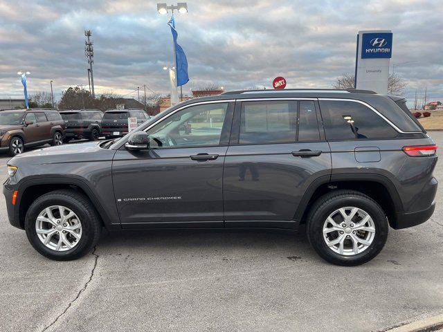 used 2023 Jeep Grand Cherokee car, priced at $30,119