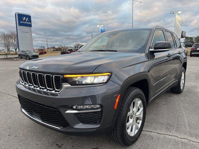 used 2023 Jeep Grand Cherokee car, priced at $25,900