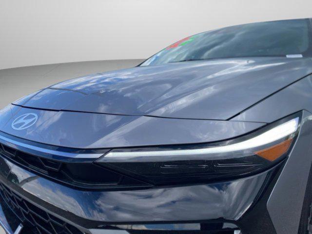 new 2025 Hyundai Elantra car, priced at $30,780