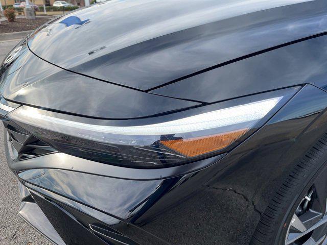 new 2025 Hyundai Elantra car, priced at $25,598