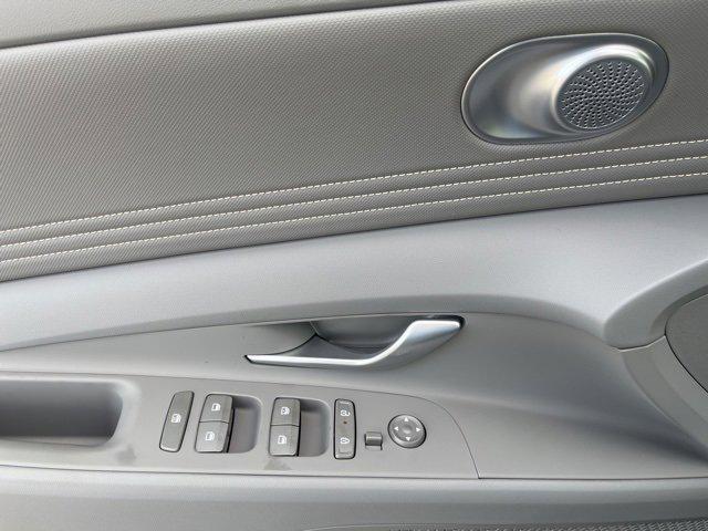 new 2025 Hyundai Elantra car, priced at $25,598