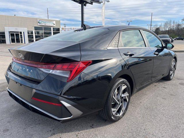 new 2025 Hyundai Elantra car, priced at $25,598