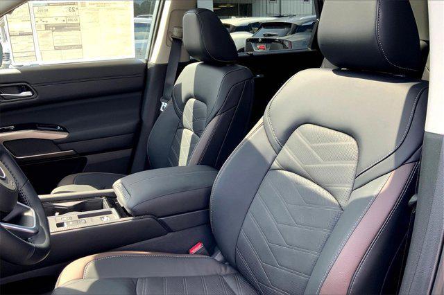 new 2025 Nissan Pathfinder car, priced at $51,007